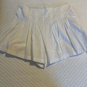 Women's White Pleated Shorts